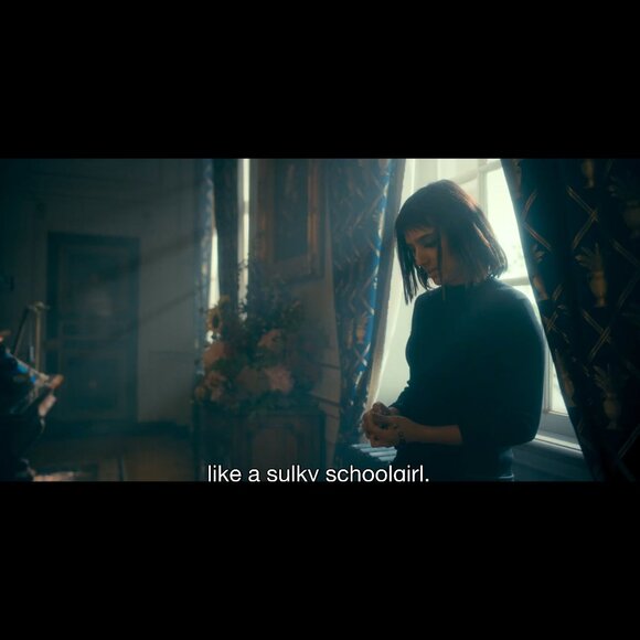 🎬✨Tv Show “UMBRELLA ACADEMY ” - (Set of x2) Custom Drapes -The Handler Office - Picture 3 of 11